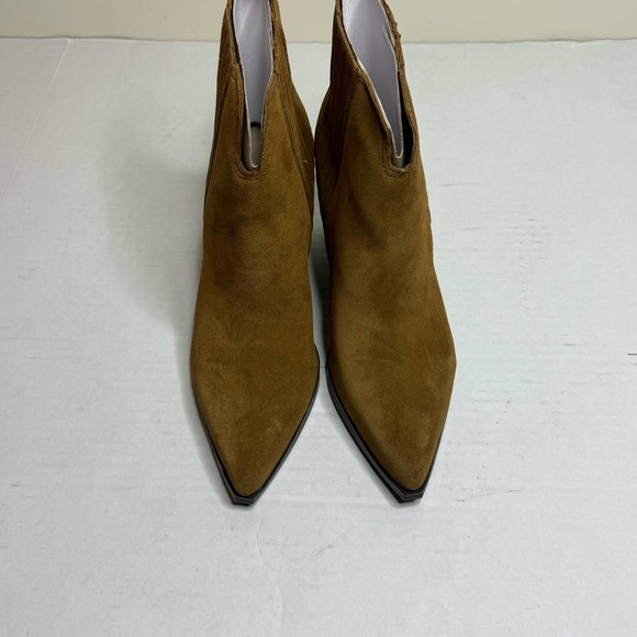 Marc Fisher Brown Maree Bootie NEW Size 6 - Picture 3 of 9